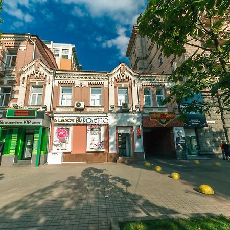קייב Apartments Rentals Ukraine On Kreshchatik מראה חיצוני תמונה
