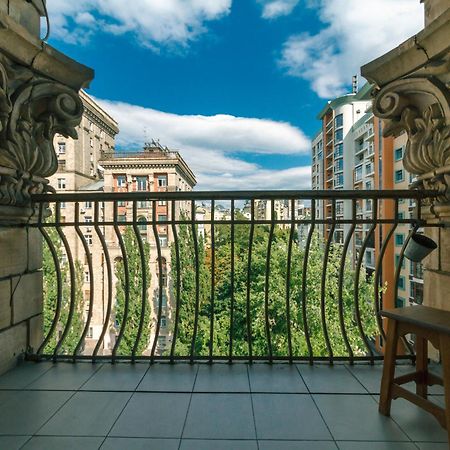 קייב Apartments Rentals Ukraine On Kreshchatik מראה חיצוני תמונה