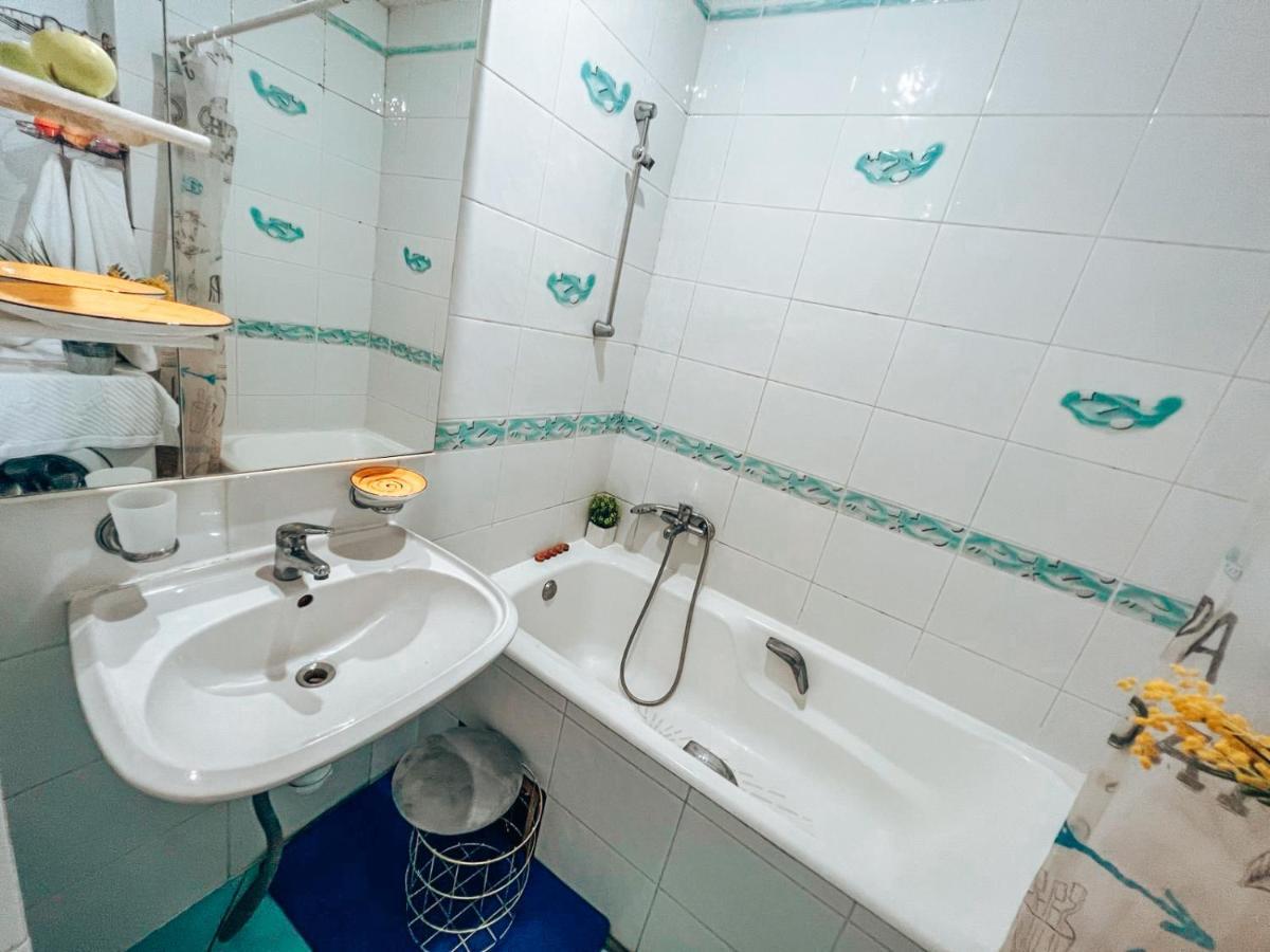קייב Apartments Rentals Ukraine On Kreshchatik מראה חיצוני תמונה