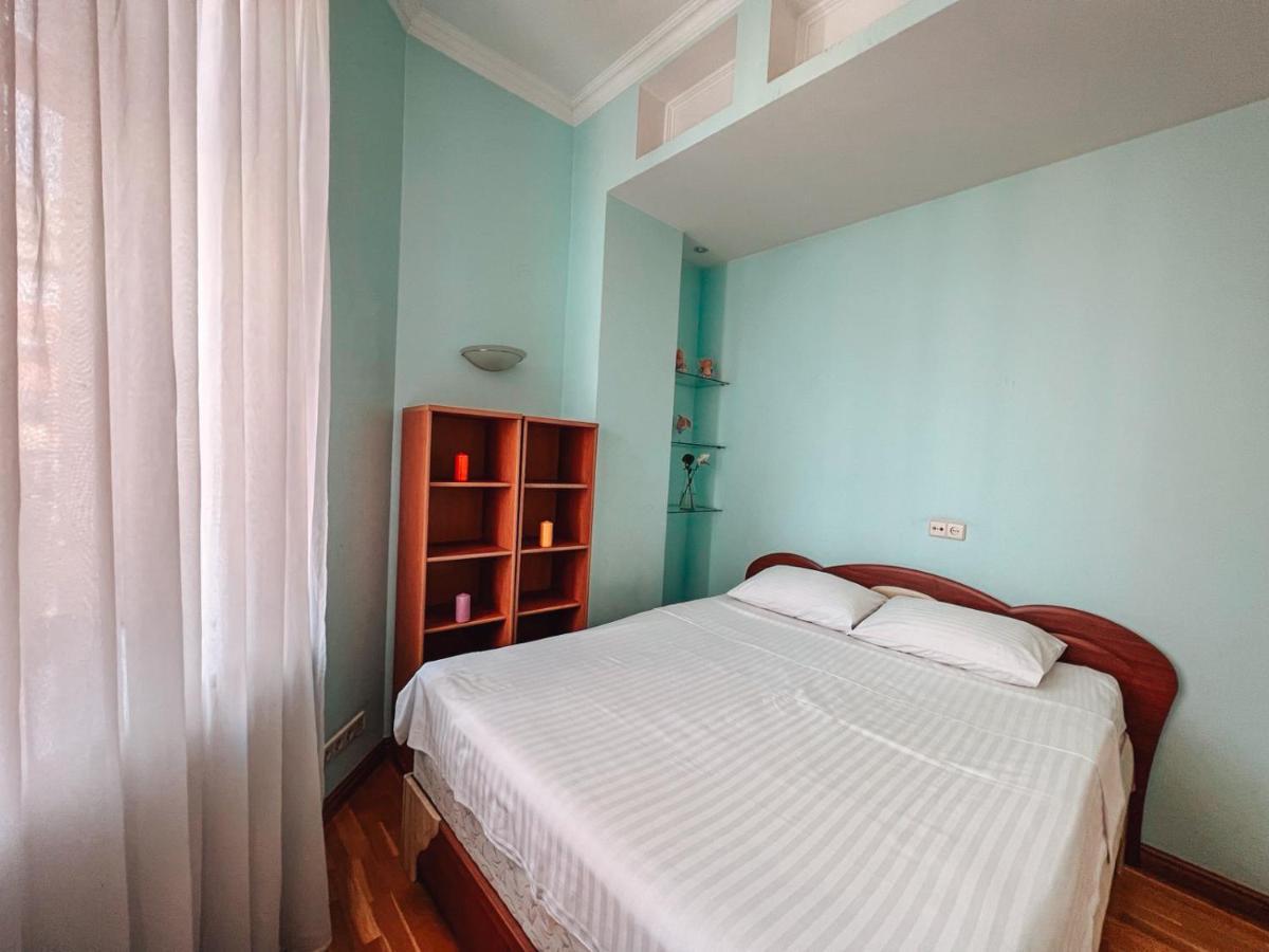 קייב Apartments Rentals Ukraine On Kreshchatik מראה חיצוני תמונה