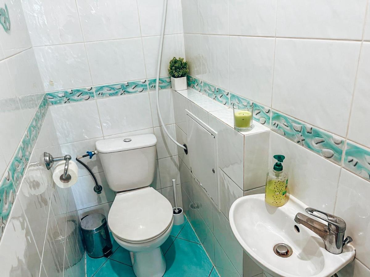 קייב Apartments Rentals Ukraine On Kreshchatik מראה חיצוני תמונה