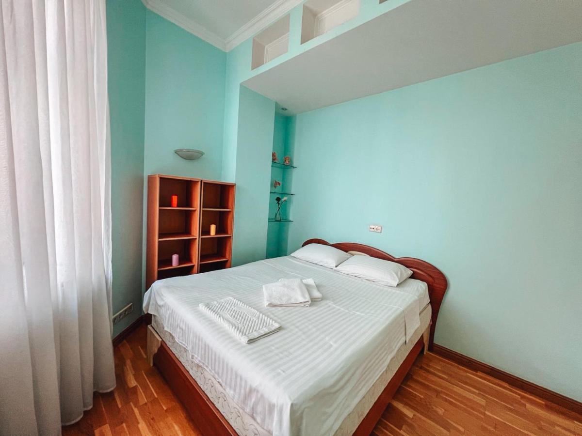 קייב Apartments Rentals Ukraine On Kreshchatik מראה חיצוני תמונה