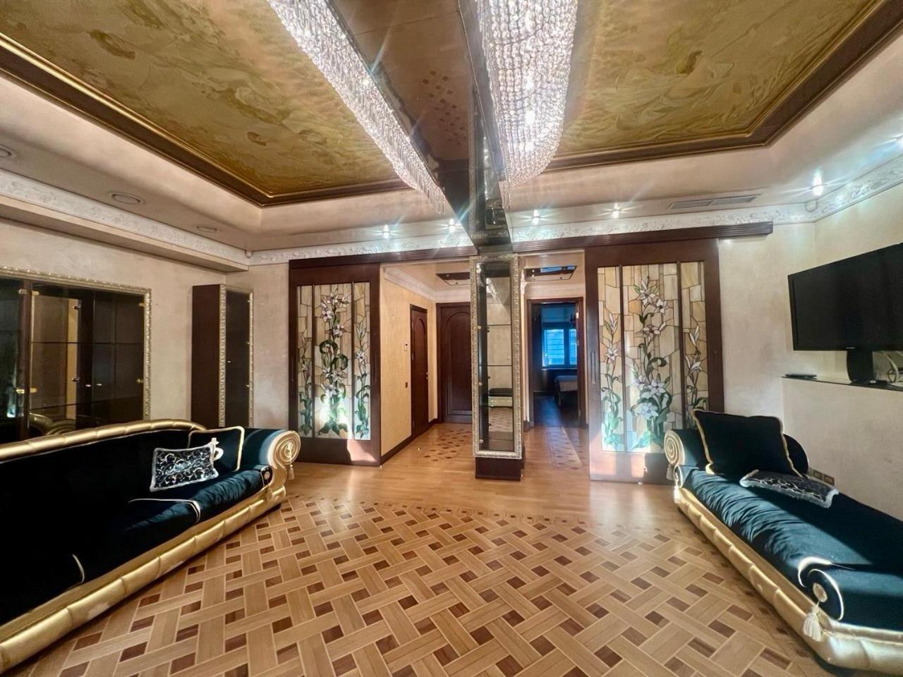 קייב Apartments Rentals Ukraine On Kreshchatik מראה חיצוני תמונה