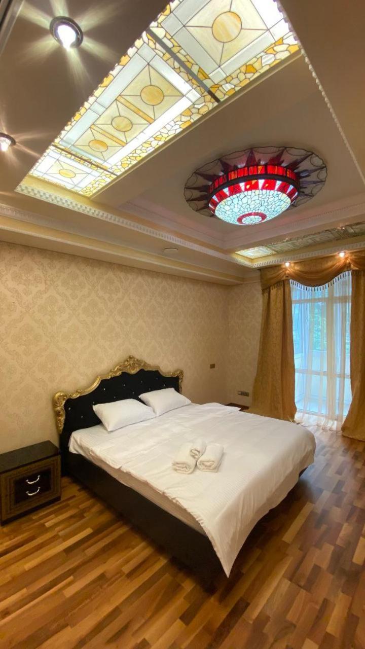 קייב Apartments Rentals Ukraine On Kreshchatik מראה חיצוני תמונה